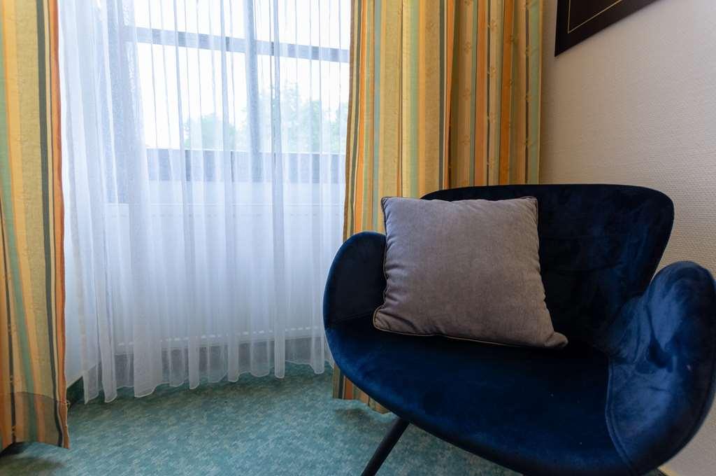 Arthotel Ana Aura Aystetten Oda fotoğraf
