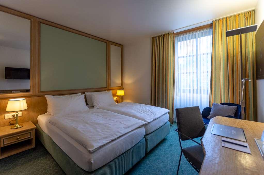Arthotel Ana Aura Aystetten Oda fotoğraf