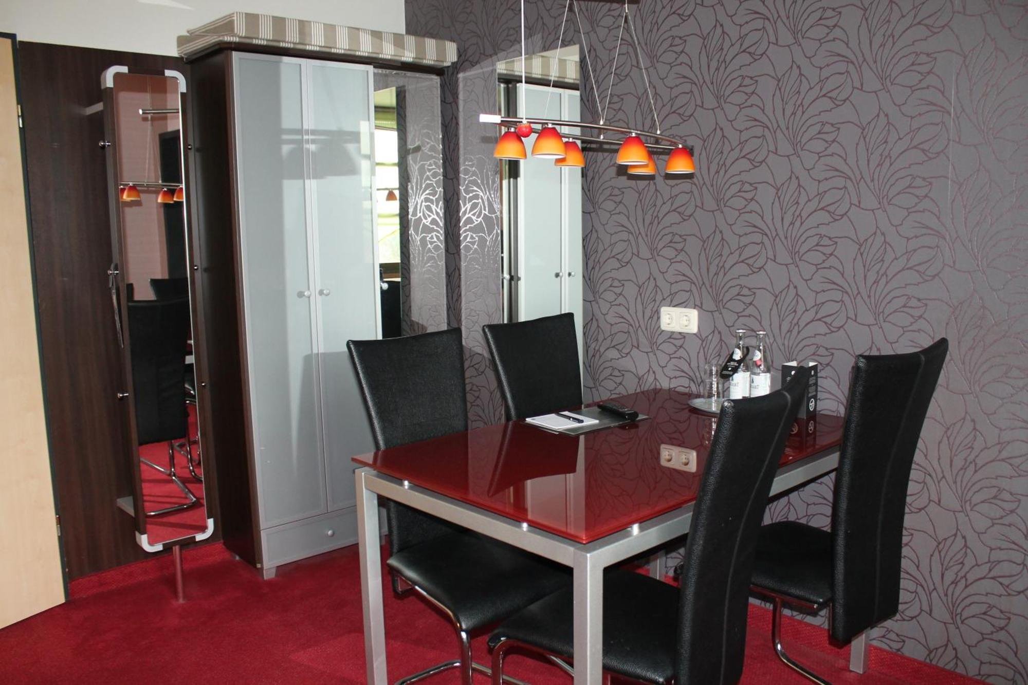 Arthotel Ana Aura Aystetten Dış mekan fotoğraf