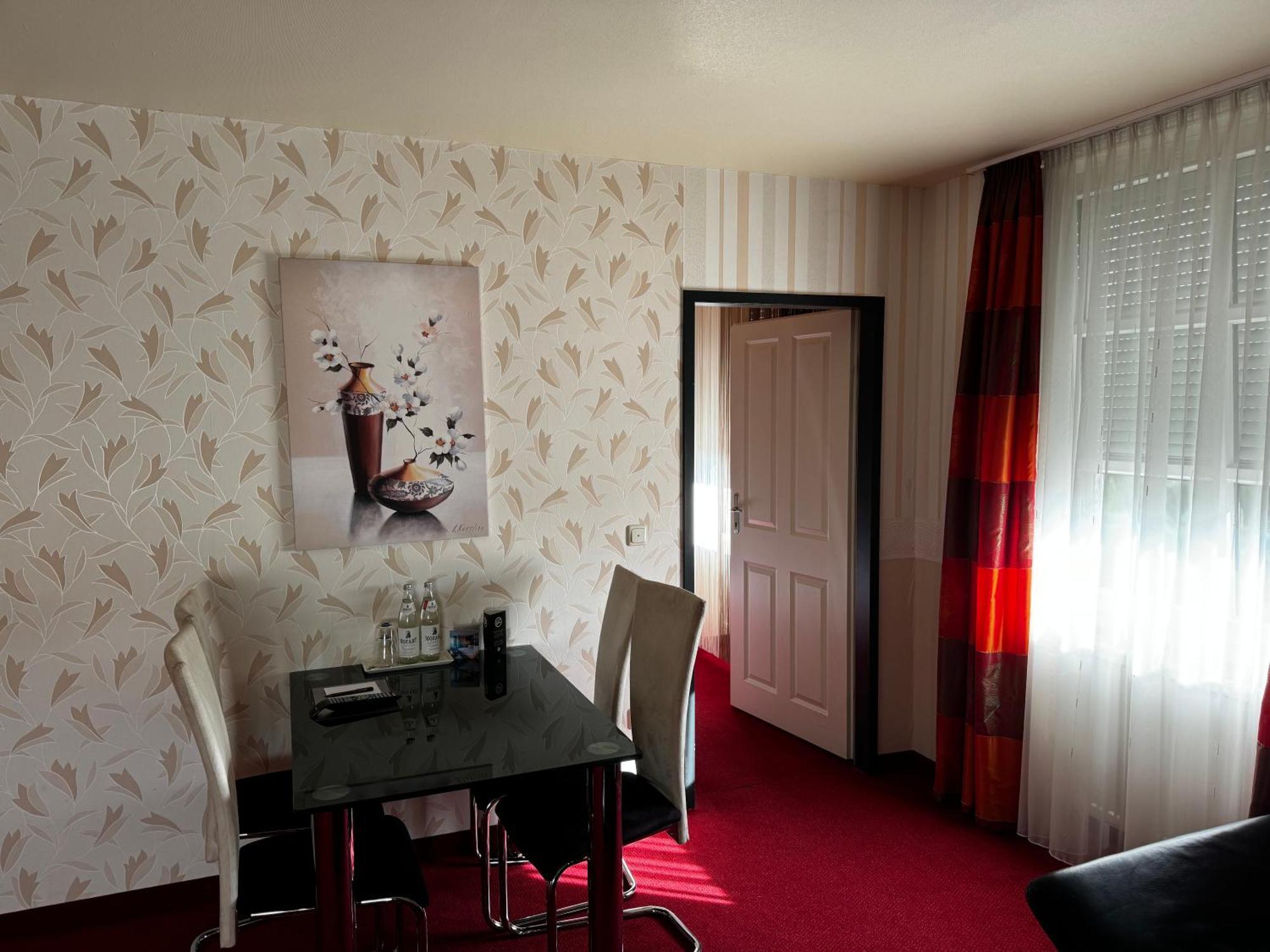Arthotel Ana Aura Aystetten Dış mekan fotoğraf